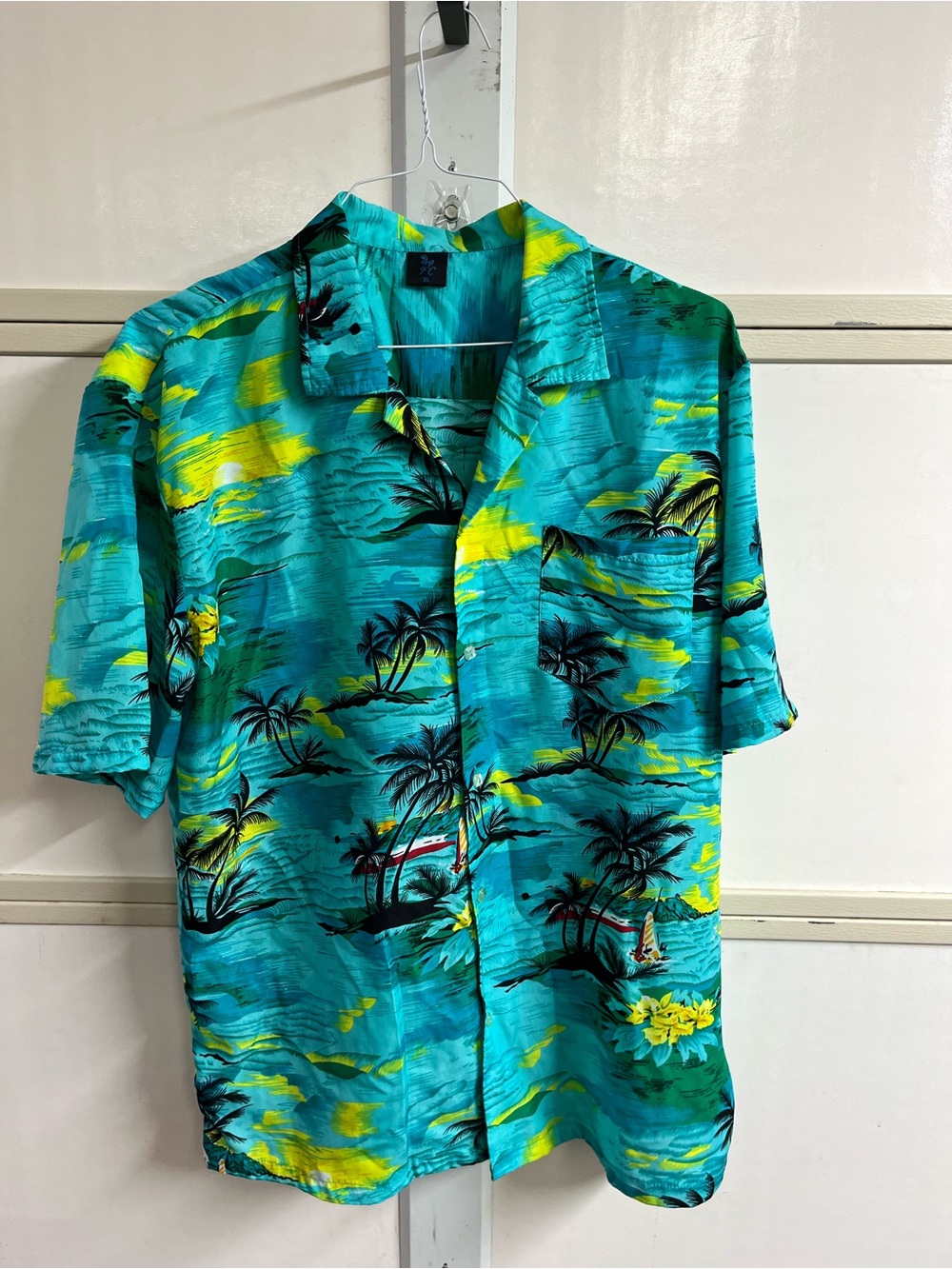 Turquoise Tropical Print Short-Sleeve Shirt - Men's